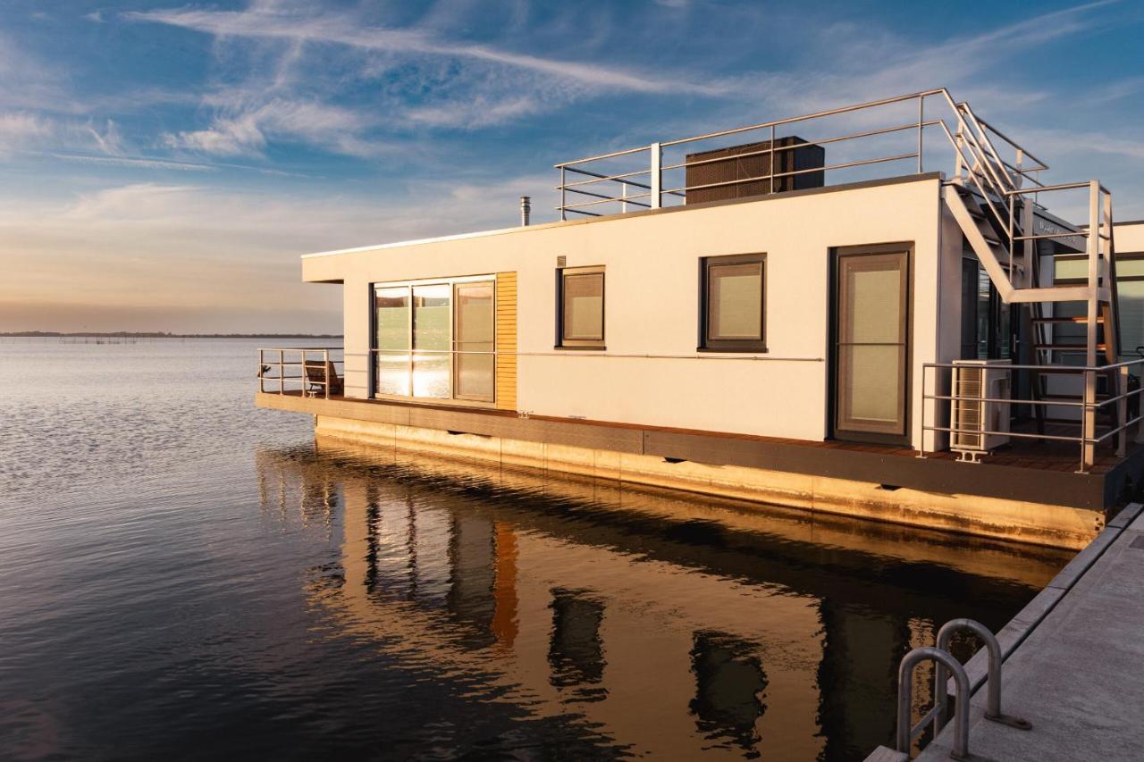 Hausboot Kuestennebel Ribnitz-Damgarten Exterior photo